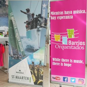 Roll ups ferias, lonas escenarios